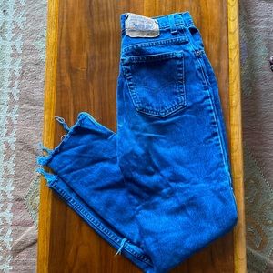 Levi’s reworked mom jeans